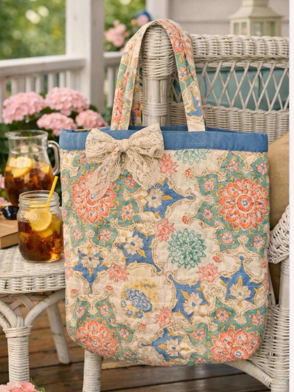 Vintage Quilted Tote XL Quilt tote Quilted bag Quilted Bible Bag Antique Quilt
